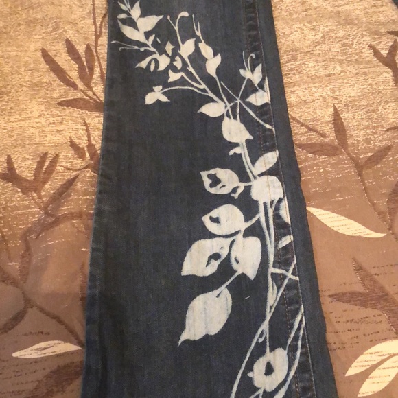 Jeans - Picture 2 of 14